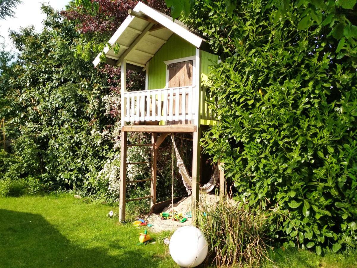 Gaestezimmer Mit Garten In Fischeln Krefeld Esterno foto